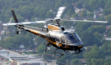 AS350B - Oakland County Sheriff (Michigan) - Click to visit.